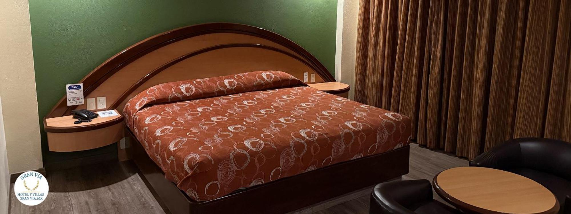 Hotel Y Villas Gran Via Мехико Экстерьер фото