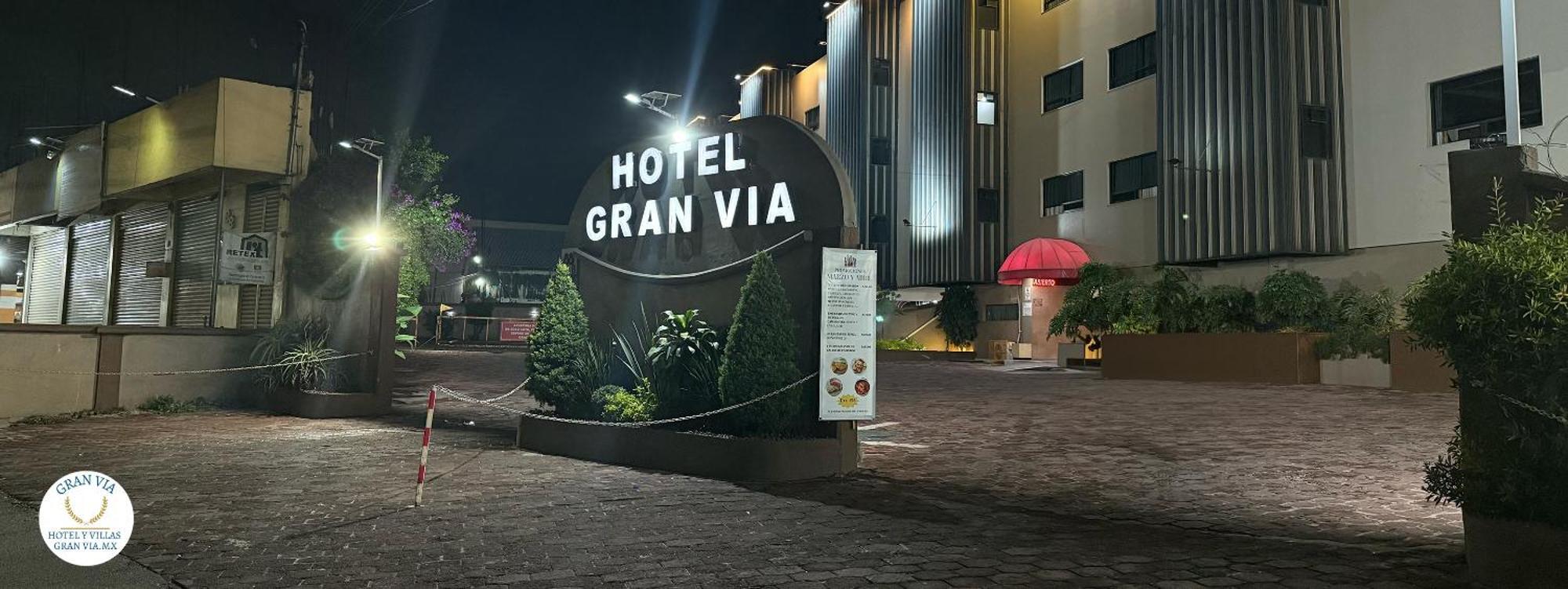 Hotel Y Villas Gran Via Мехико Экстерьер фото