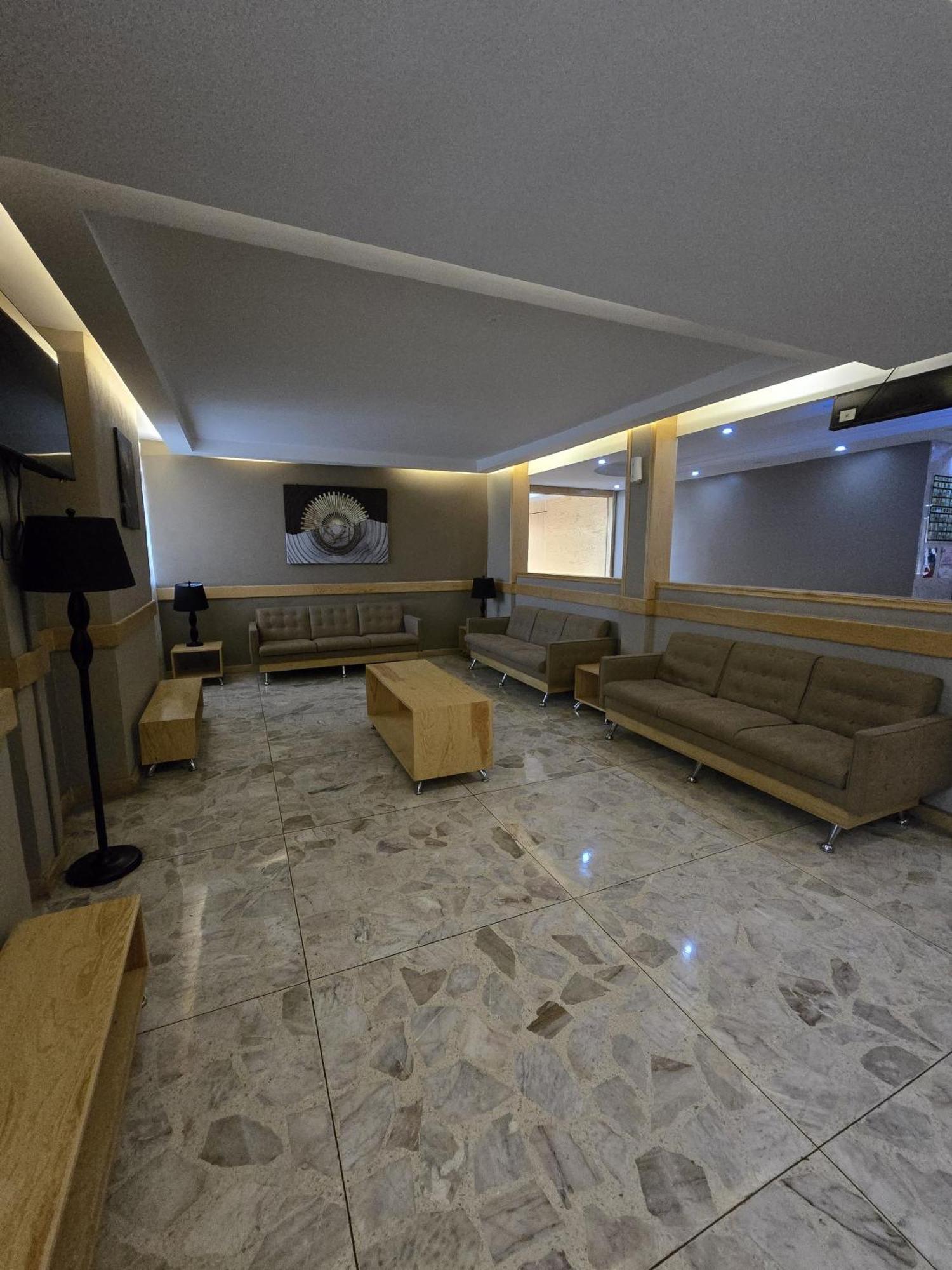 Hotel Y Villas Gran Via Мехико Экстерьер фото